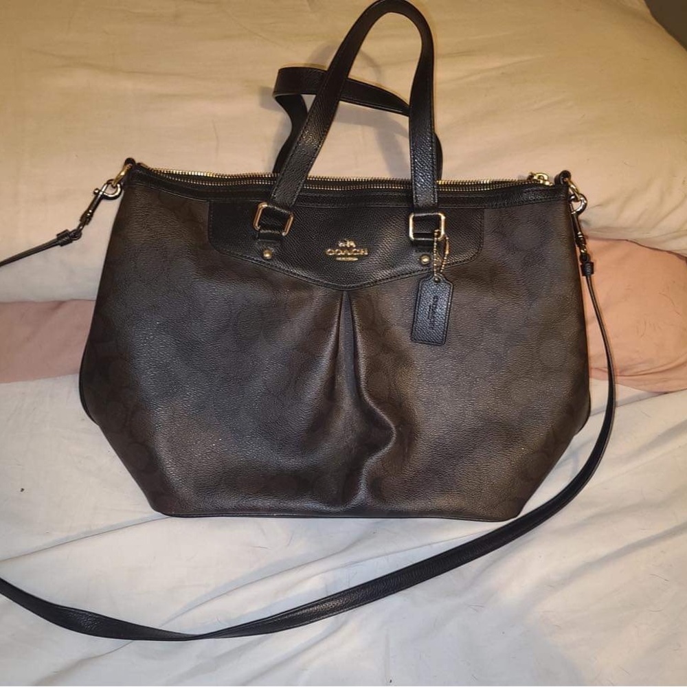 Authentic Coach purse with a crossbody strap! - Picture 12 of 12